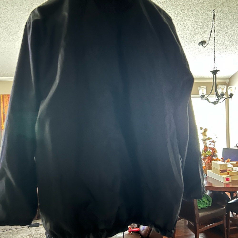 Woman’s Jacket - Picture 4 of 5